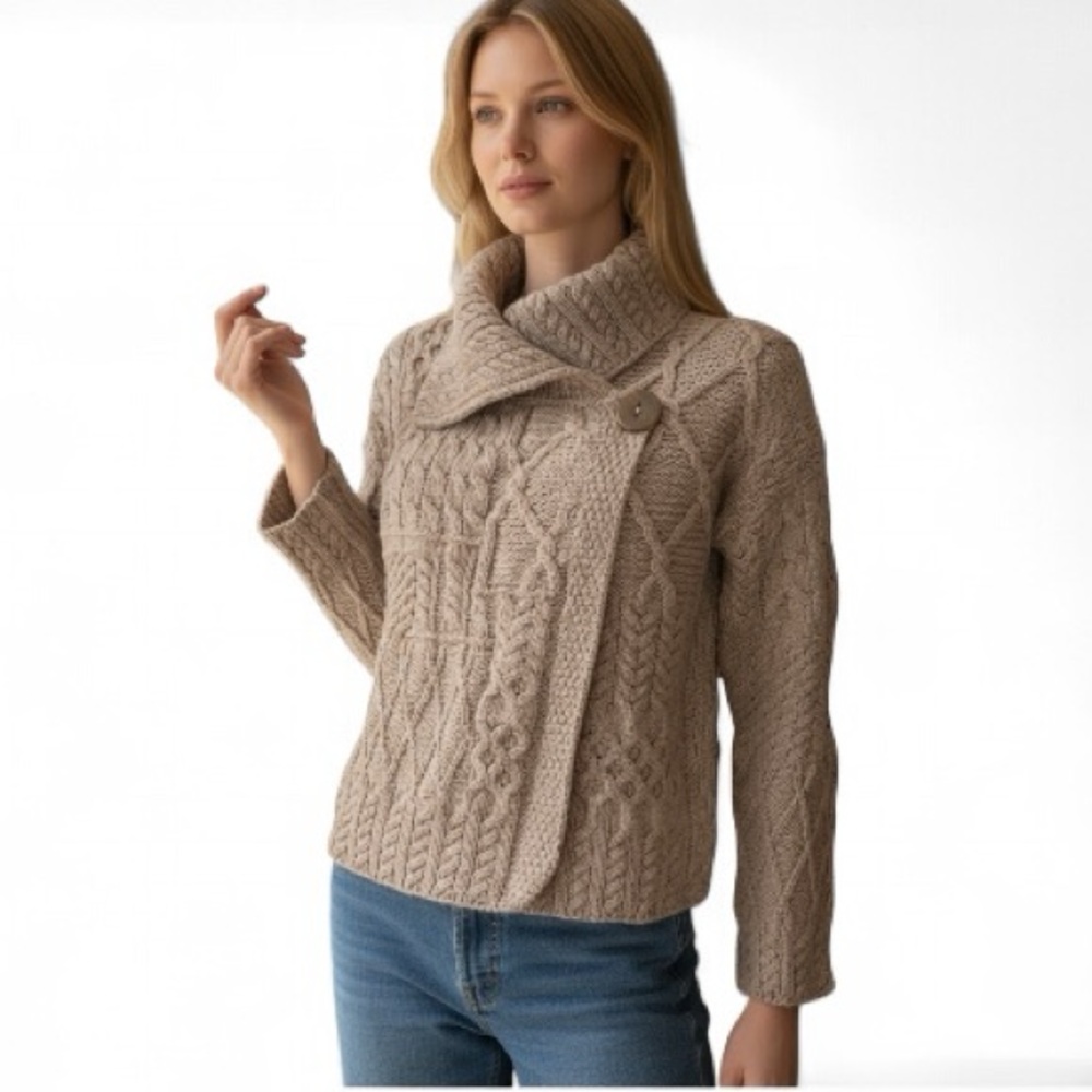 Carraigdonn Cross-Over Irish Aran Sweater